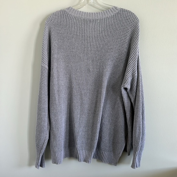 American Eagle Sweater, Size Medium - Picture 6 of 6